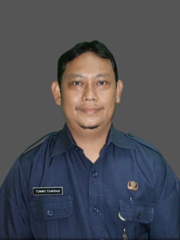 Tommy Tumiran, S.Pd